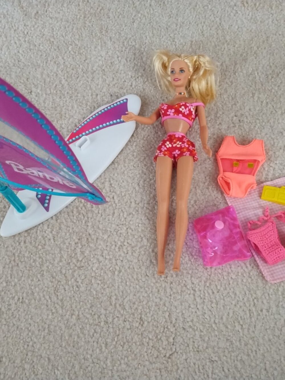 Barbie Wind Surfer